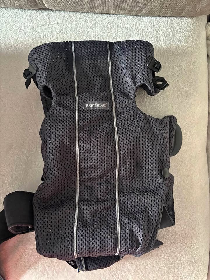 BabyBjorn carrier photo 1