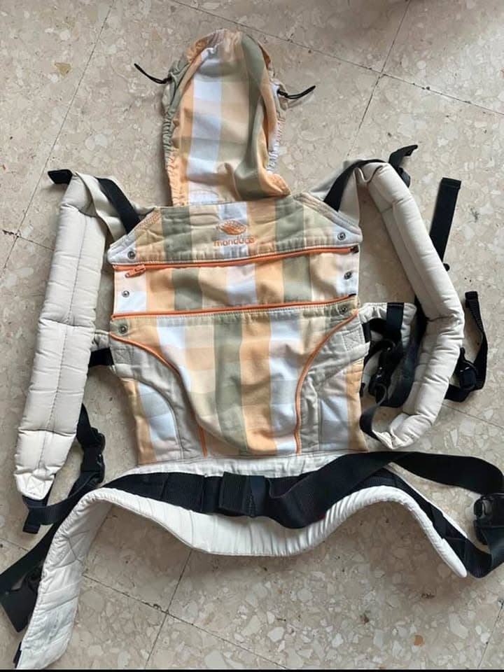 Manduca baby carrier photo 1